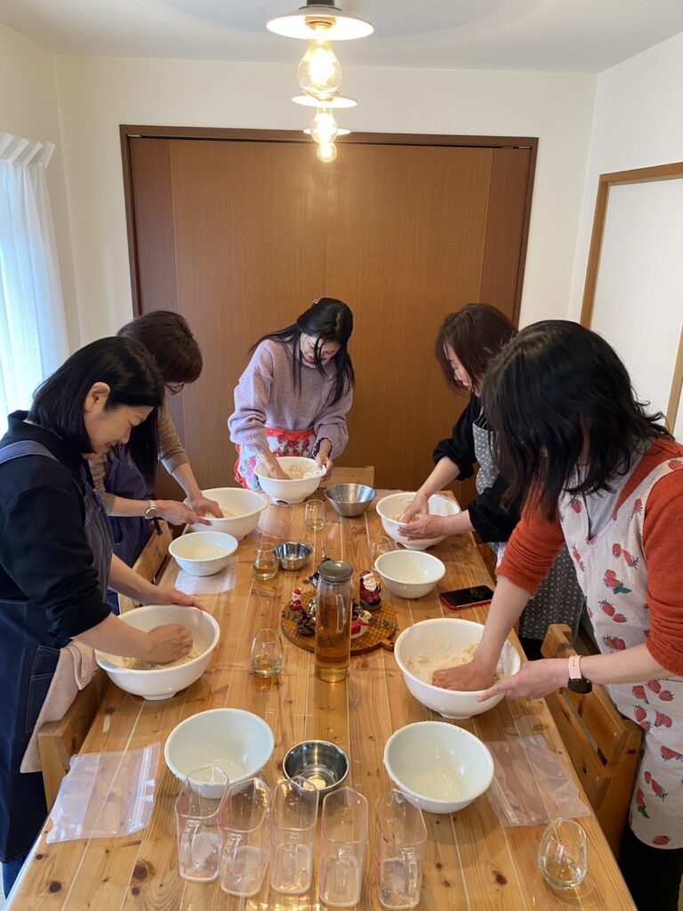 おから味噌レッスンの様子です