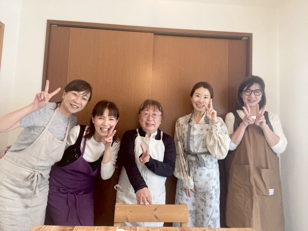 出汁レッスンの生徒さまの写真です